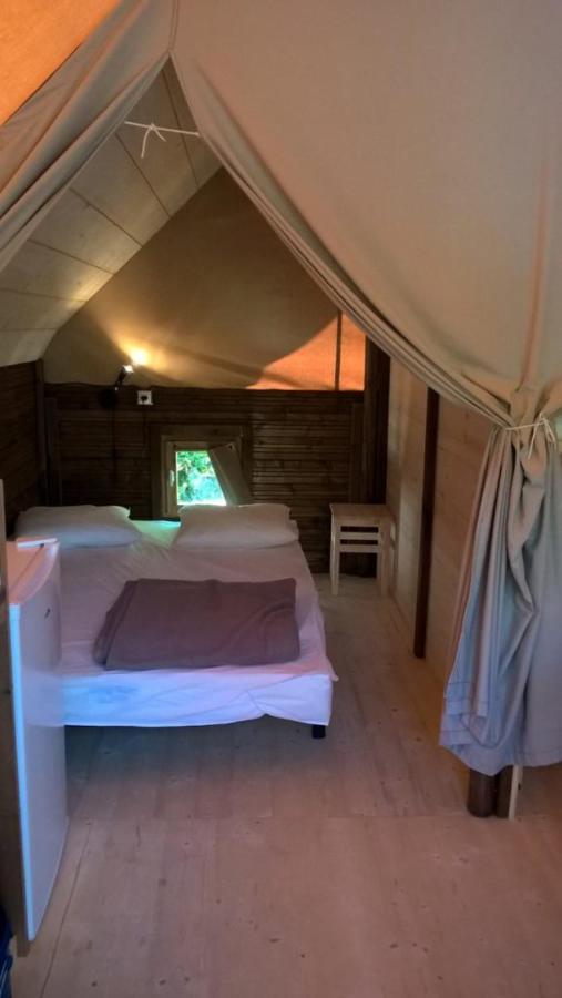 Camping Onlycamp La Confluence Savonnières Exterior foto