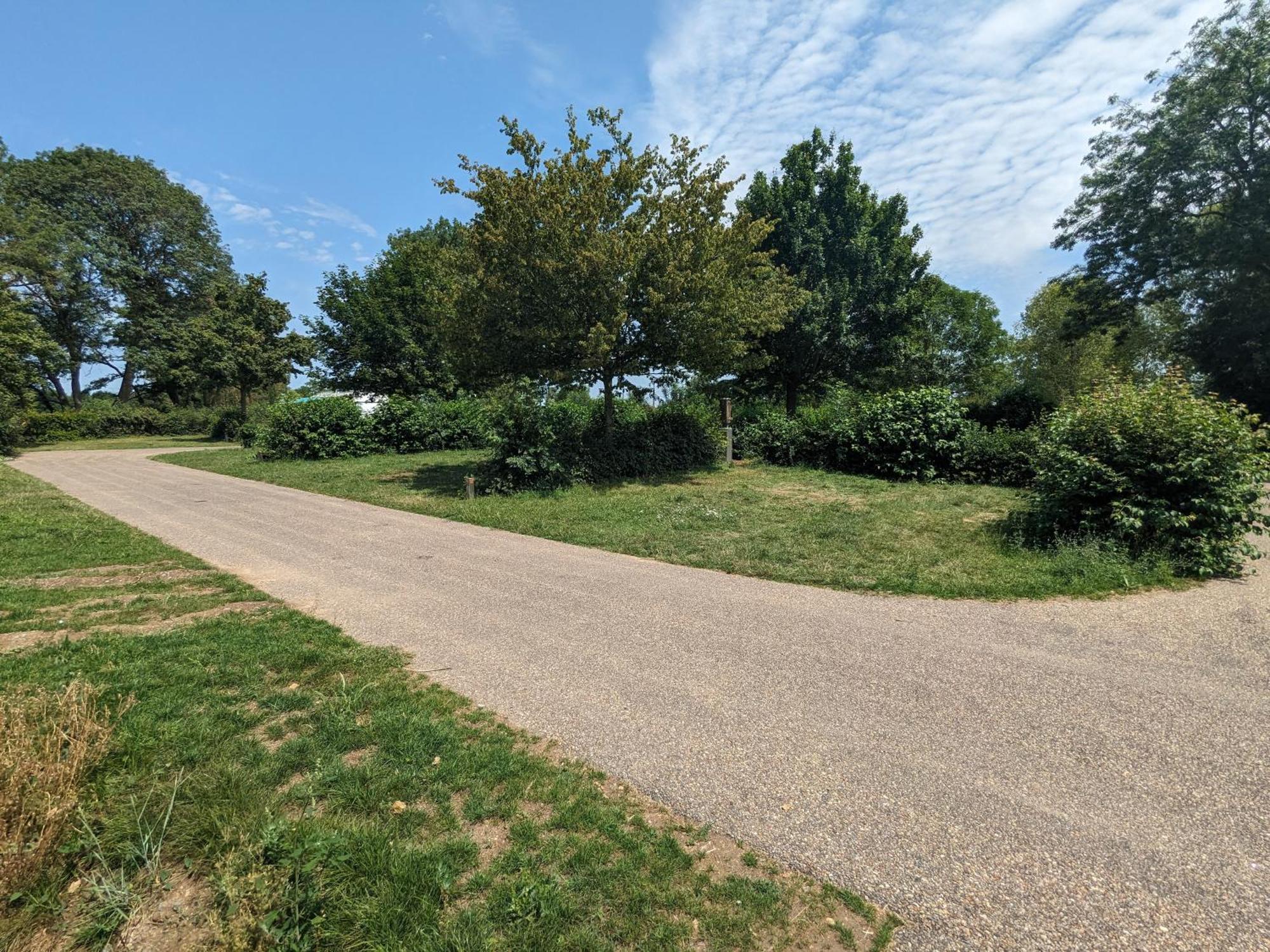 Camping Onlycamp La Confluence Savonnières Exterior foto