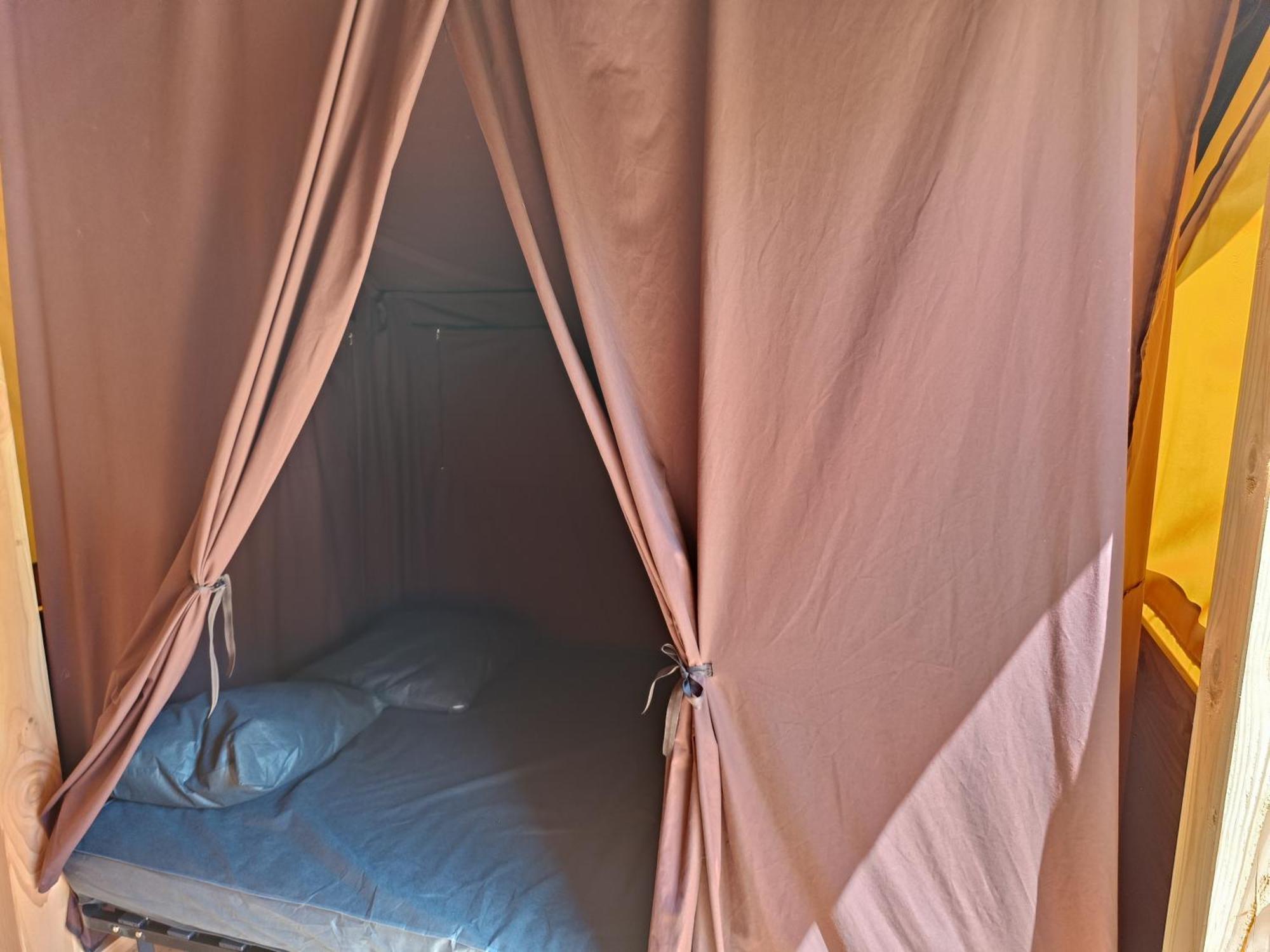 Camping Onlycamp La Confluence Savonnières Exterior foto